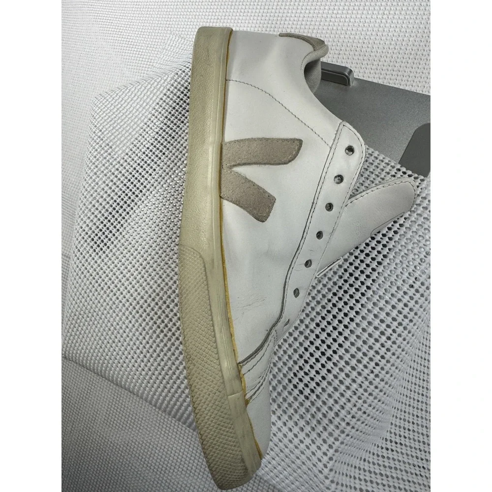 VEJA Esplar White Leather Sneakers Womens US 8 EU 39 Low Top EO0202335